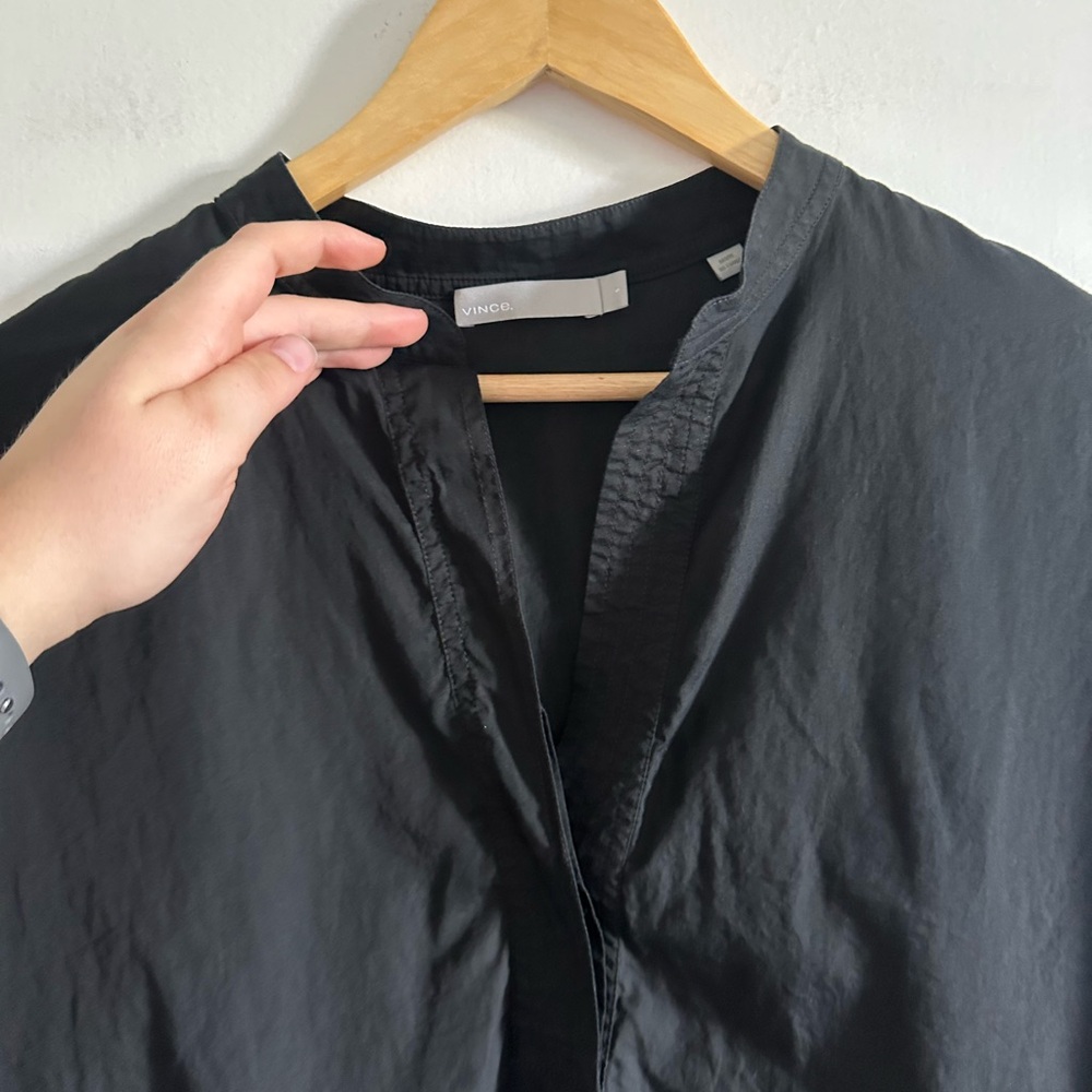 Vince Black Designer Cotton Trapunto Stitch Pullover Blouse size Small EUC - Picture 5 of 9